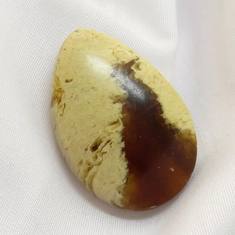 نگین کهربا بولونی لهستان خوش نقش - کد 54875