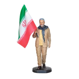 تندیس پلی استر شهید حاج قاسم سلیمانی طرح جان فدا رئال