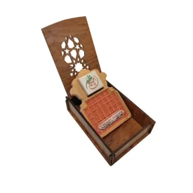 سنگ متبرک حرم امام حسین (ع) با جعبه چوبی شکیل