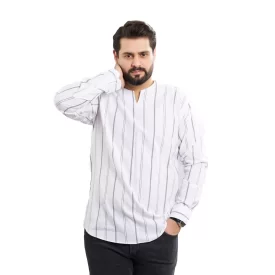 پیراهن عربی بدون یقه مدل رَيّان راه راه زمینه سفید کد PS21122