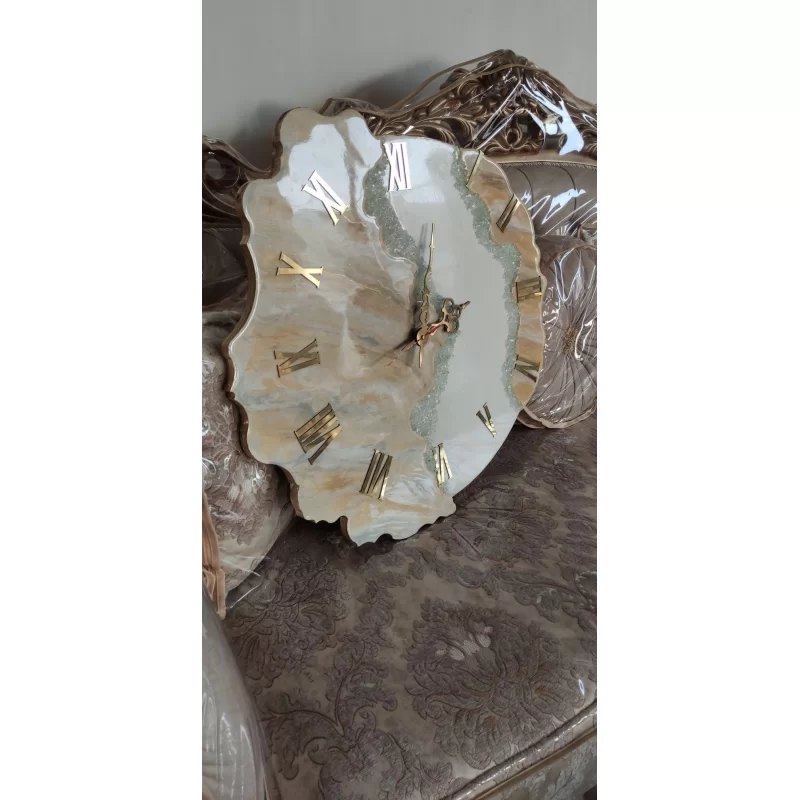 ساعت دیواری سنگی طرح دفرمه