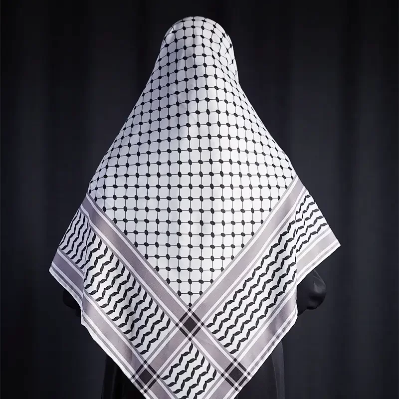 روسری زنانه نخی طرح چفیه