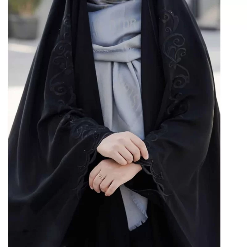 چادر مشکی عربی گلدوزی طرح جواهر
