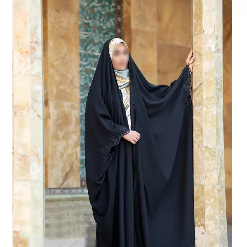 چادر مشکی عربی گلدوزی طرح نازنین