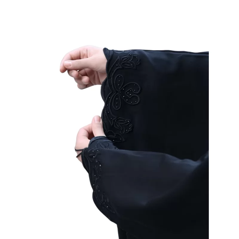 چادر مشکی عربی گلدوزی طرح سروش