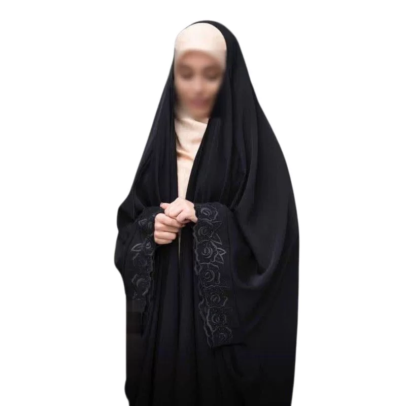 چادر مشکی عربی گلدوزی طرح الهام