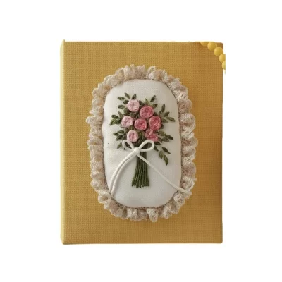 قرآن کاور شده با پارچه طرح بهار