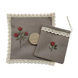 جانماز کیفی گلدوزی طرح مرداد