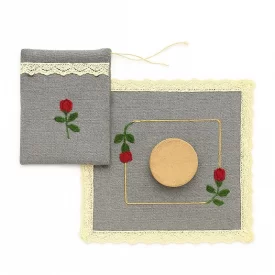 جانماز کیفی گلدوزی طرح مرداد