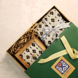 بسته هدیه مدل میبد 2