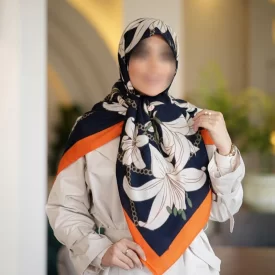روسری وول طرح لیلیوم