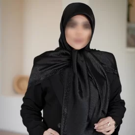 روسری ابریشم ژاکارد طرح جناقی نگین دار