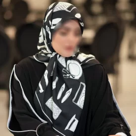 روسری ابریشم ژاکارد طرح شنل کیف