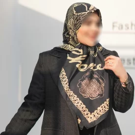 روسری ابریشم ژاکارد طرح شنل گل