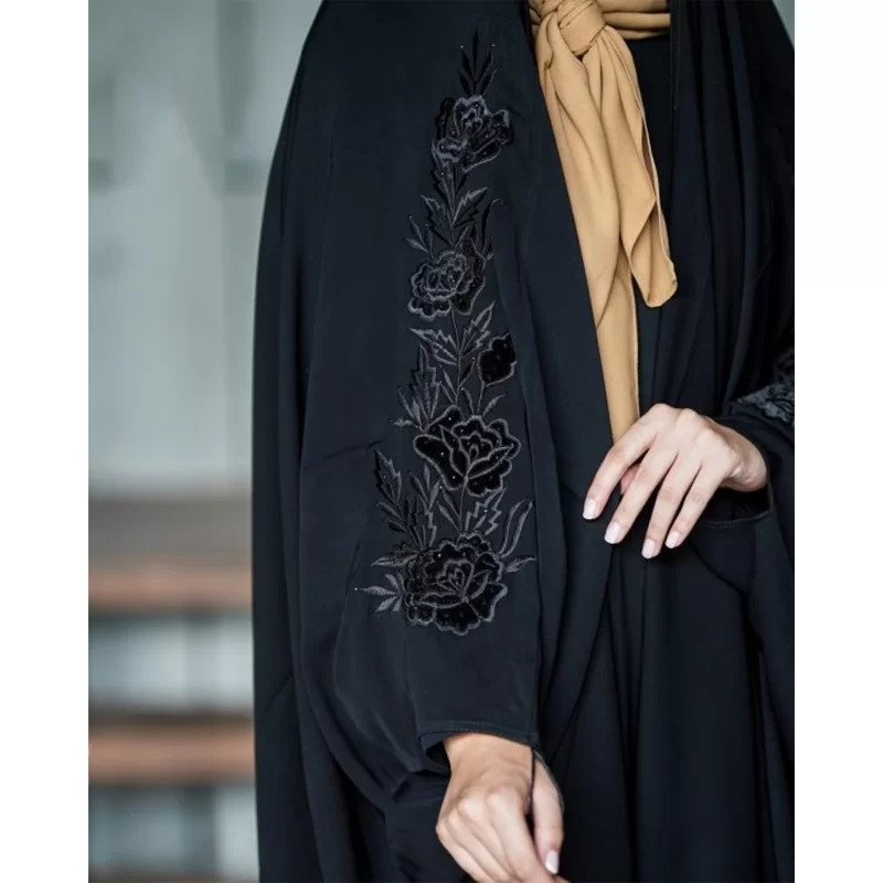 چادر مشکی عربی گلدوزی طرح نیکو