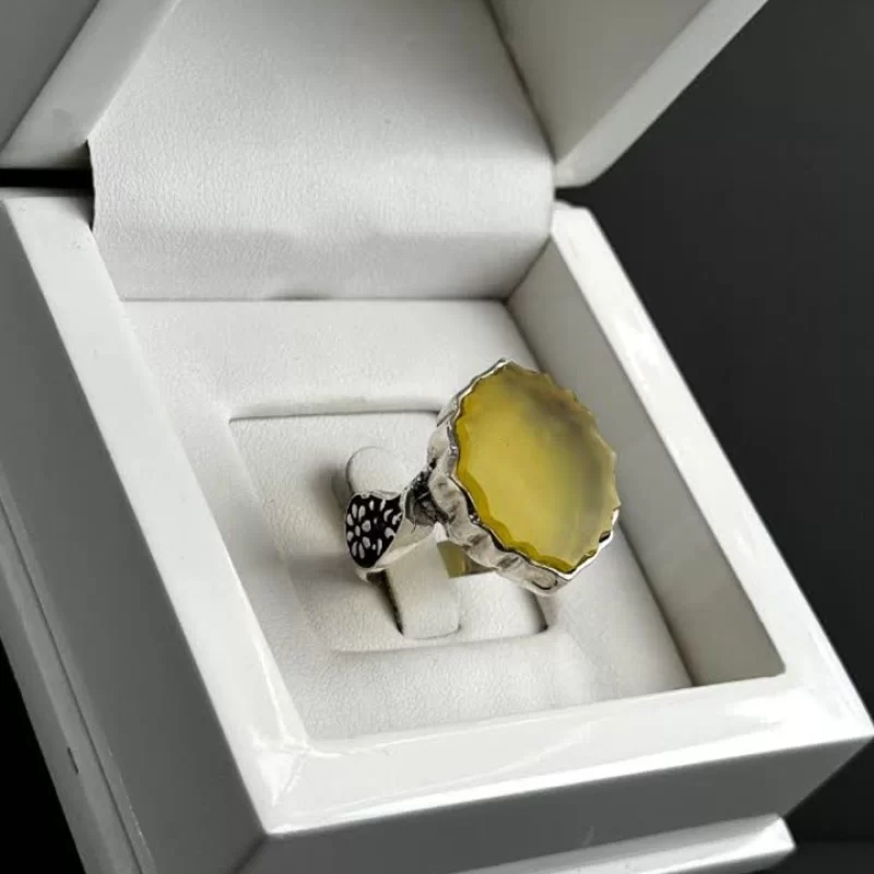 انگشتر نقره مردانه مدل عقیق زرد شرف الشمس کد 8