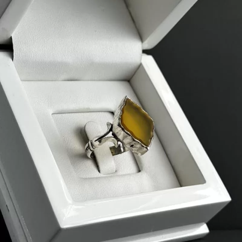 انگشتر نقره مردانه مدل عقیق زرد شرف الشمس کد 9