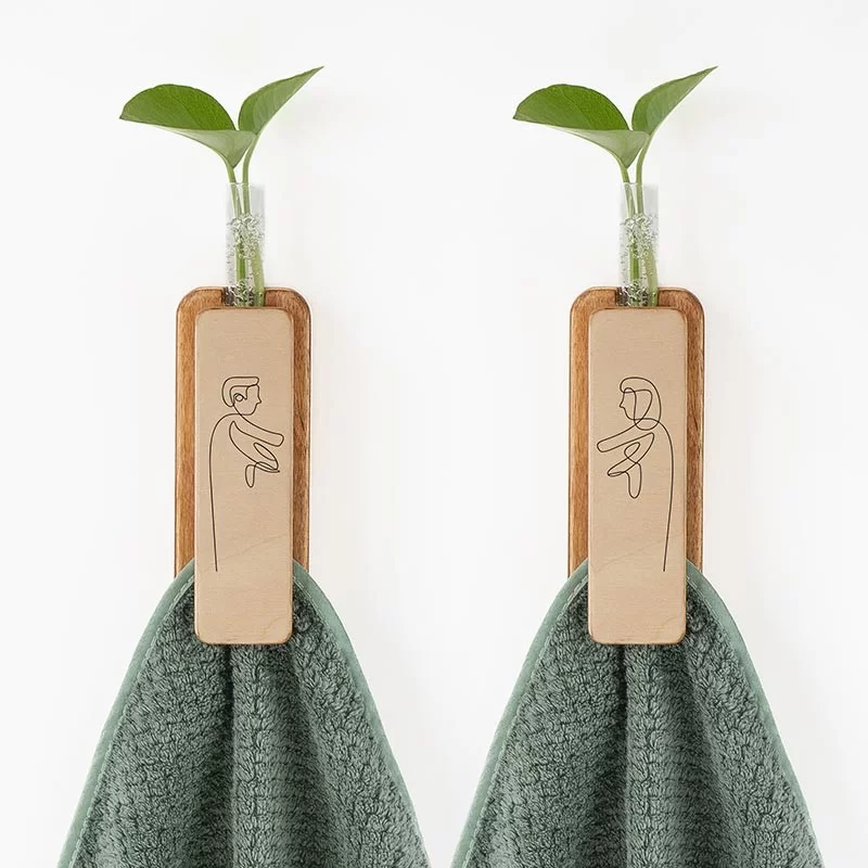 آویز حوله دوتایی طرح آغوش