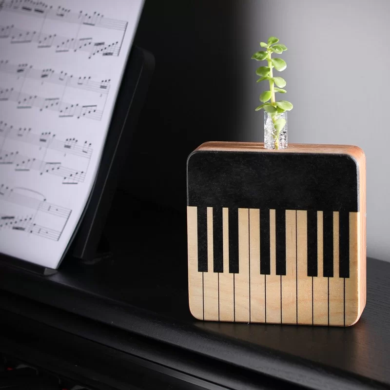 گلدان چوبی دکوراتیو مدل P-119G طرح پیانو