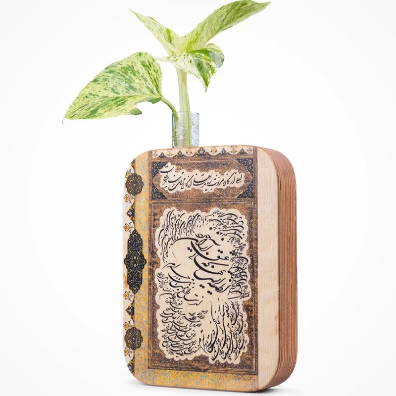 گلدان چوبی دکوراتیو مدل P-122B طرح مشق عشق