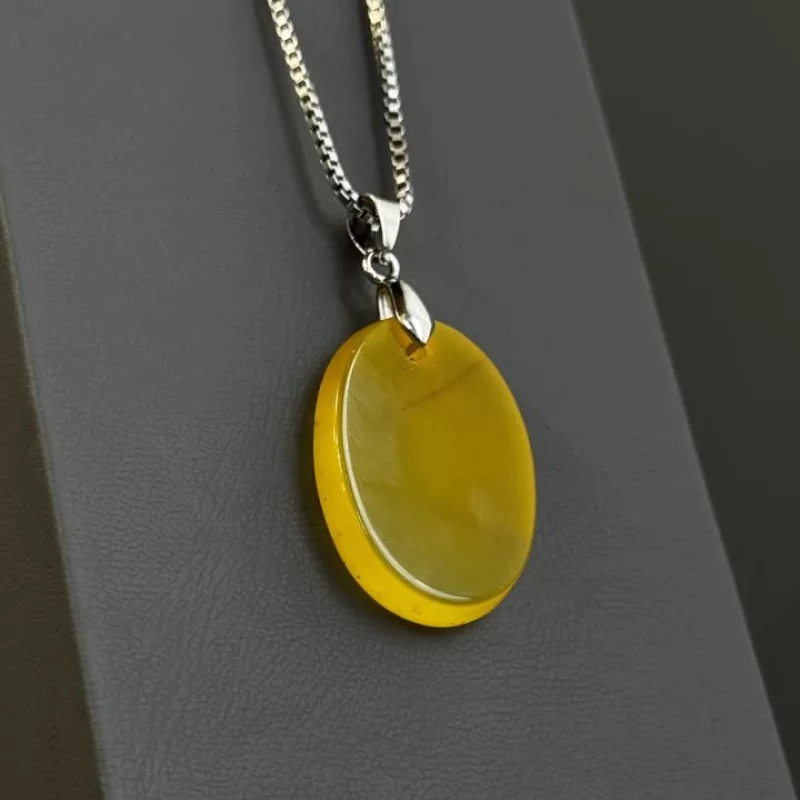 مدال زنجیردار زنانه مدل عقیق زرد شرف الشمس کد 172