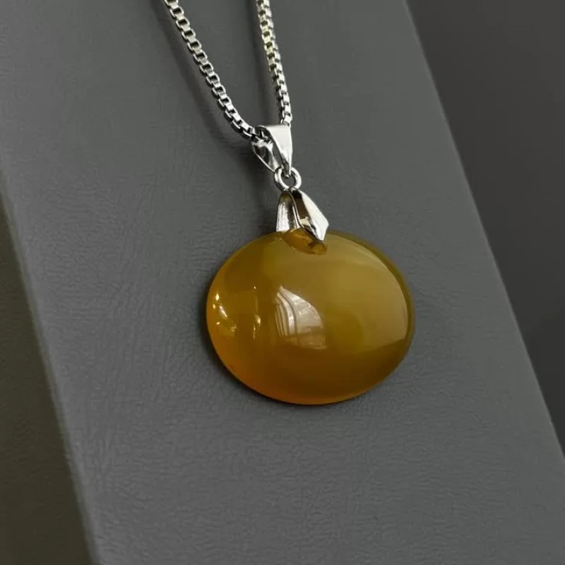 مدال زنجیردار زنانه مدل عقیق زرد شرف الشمس کد 171