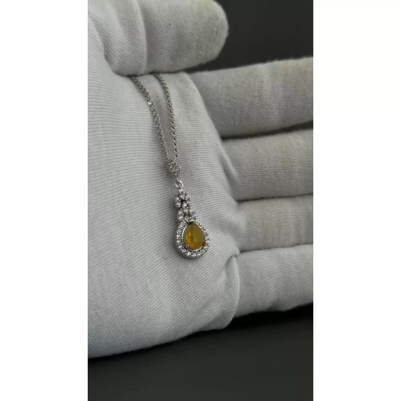 مدال نقره زنانه مدل عقیق زرد شرف الشمس آبکاری رادیوم کد 107