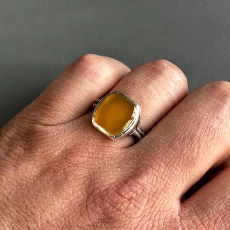 انگشتر نقره مردانه مدل عقیق زرد شرف الشمس کد 42