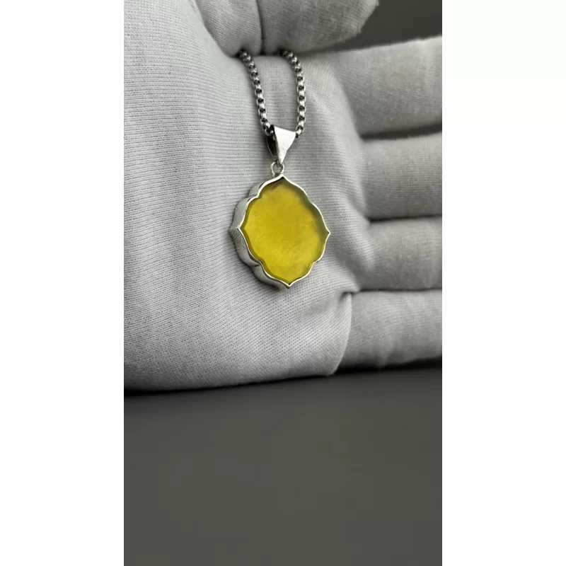 مدال نقره زنانه مدل عقیق زرد شرف الشمس کد 77