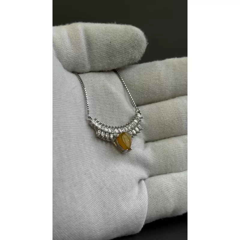 مدال نقره زنانه مدل عقیق زرد شرف الشمس آبکاری رادیوم با زنجیر کد 133