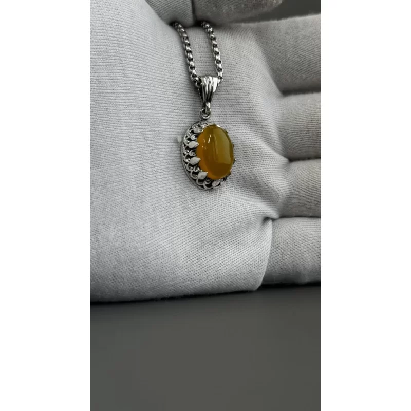 مدال نقره زنانه مدل عقیق زرد شرف الشمس کد 79