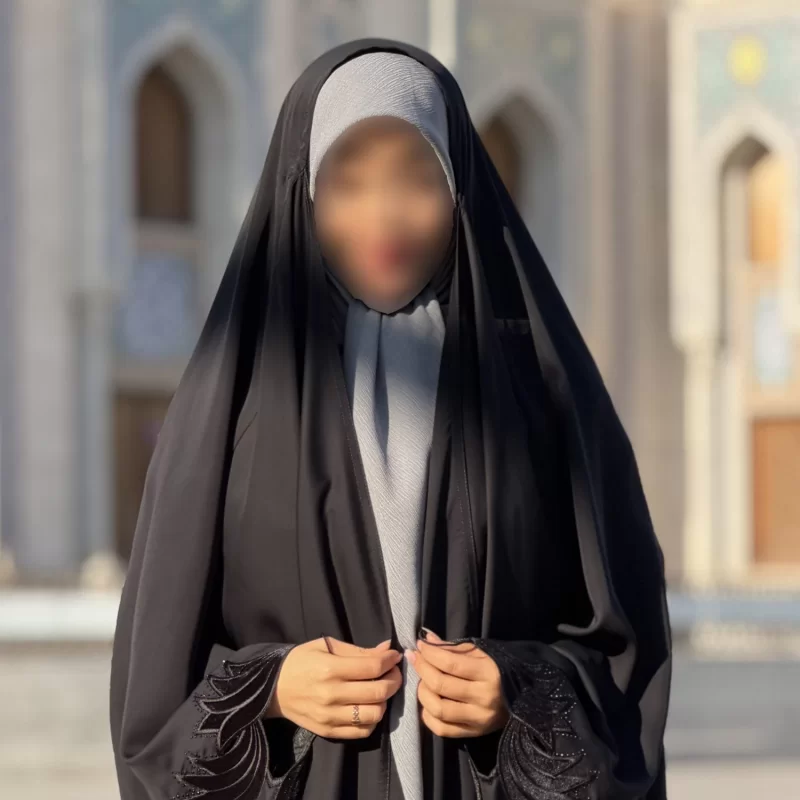 چادر مشکی عربی گلدوزی تریزا کره مدل مخمل پر