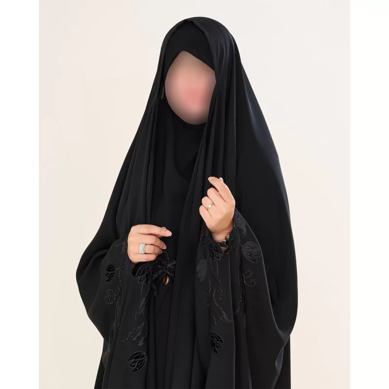 چادر مشکی عربی گلدوزی طرح لاله ندا کره کد CH222068