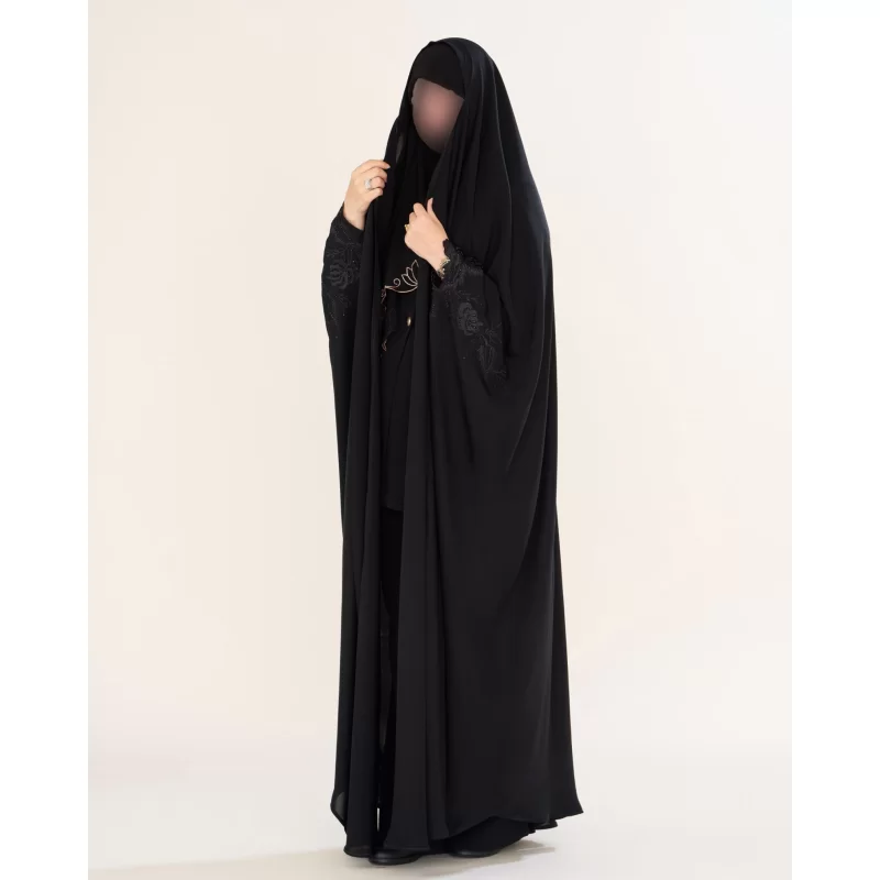  چادر عربی اصیل گلدوزی شده ندا کره اصل طرح زنبق کد CH222076