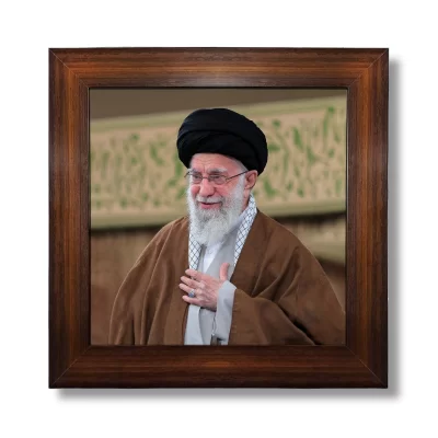 قاب عکس پارچه ای طرح رهبر شهید کد 01