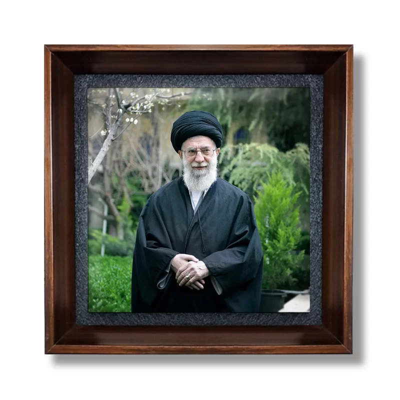 قاب کاشی طرح رهبر شهید