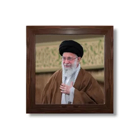 قاب عکس پارچه ای طرح رهبر شهید کد 03