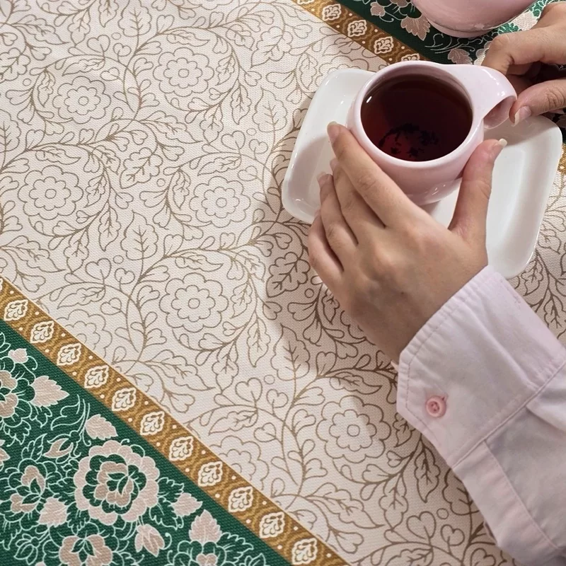 سفره و رومیزی سنتی ایرانی طرح ثمین مدل شش نفره