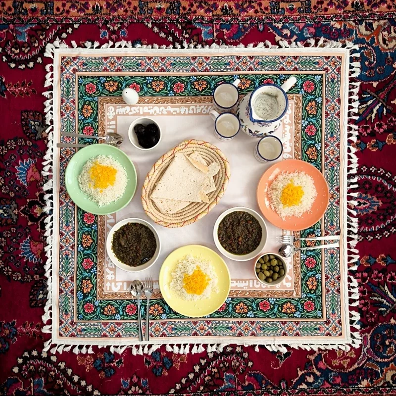 سفره سنتی ایرانی طرح مائده مدل هشت نفره