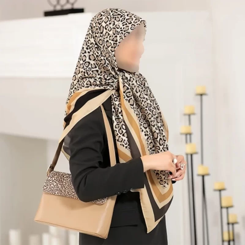 ست کیف و روسری کرمی طرح ببری
