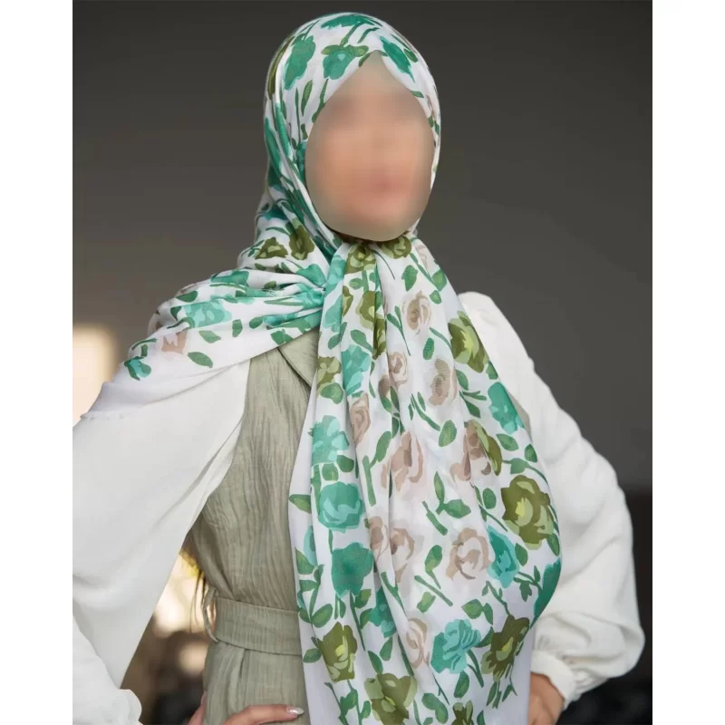 روسری زنانه سفید سبز نخ یونیک طرح باغ گل 