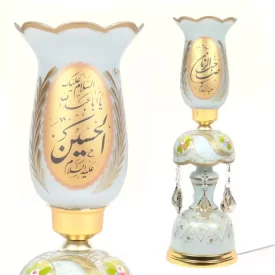 شمعدان  برقی السلام علیک یا ابا عبدالله الحسین یا  ارتفاع 50 سانتیمتر رنگ شیری کد 1847