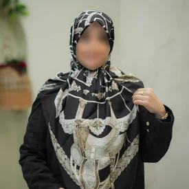 روسری زنانه مشکی کرم طرح هرمس جواهر