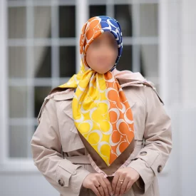 روسری زنانه چهار رنگ ابریشم طرح کوچ