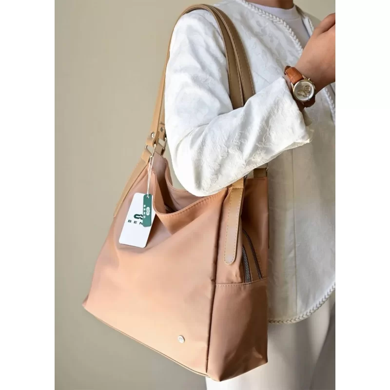 کیف زنانه دوشی بزرگ دوخانه کرمی