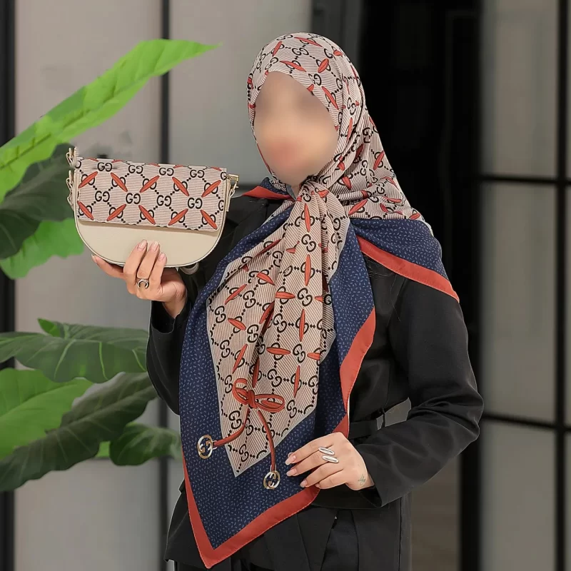 ست کیف و روسری طرح گوچی حاشیه سرمه ای کد L60