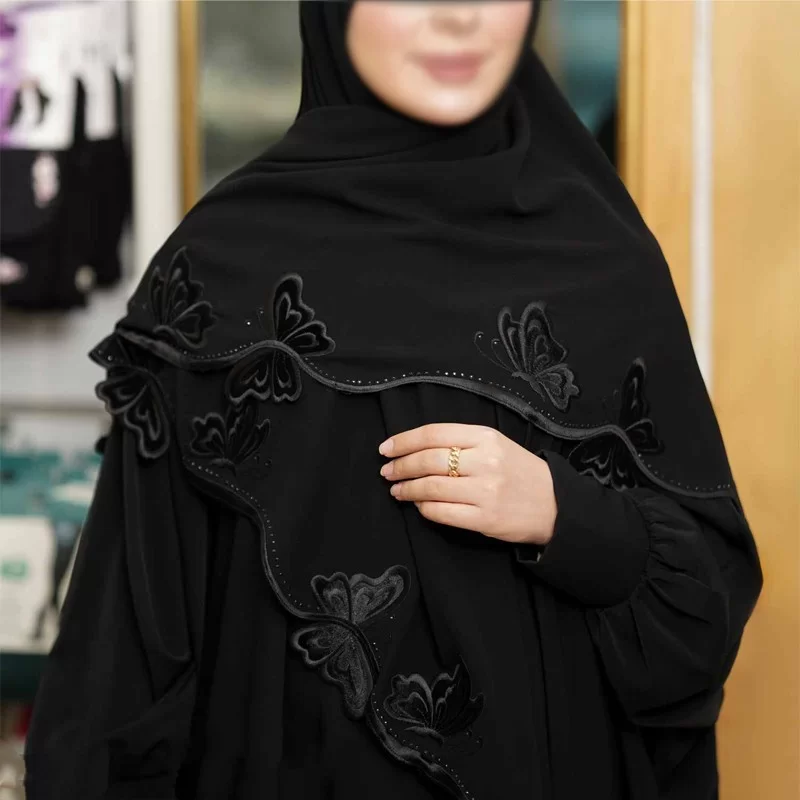 روسری مشکی گلدوزی شده کد 9887
