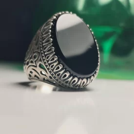 انگشتر نقره عیار 925 با سنگ عقیق مشکی – کد 1039