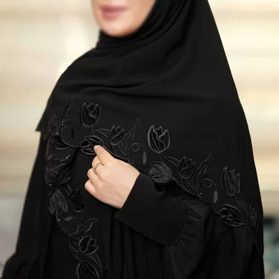 روسری مشکی گلدوزی شده کد 9886