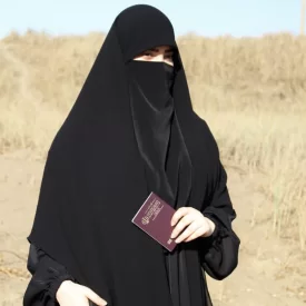 روسری مشکی کرپ نقابدار